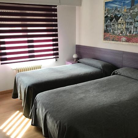 Pension Berceo Logroño Exterior foto