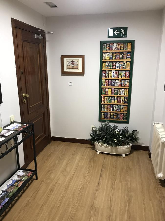 Pension Berceo Logroño Exterior foto