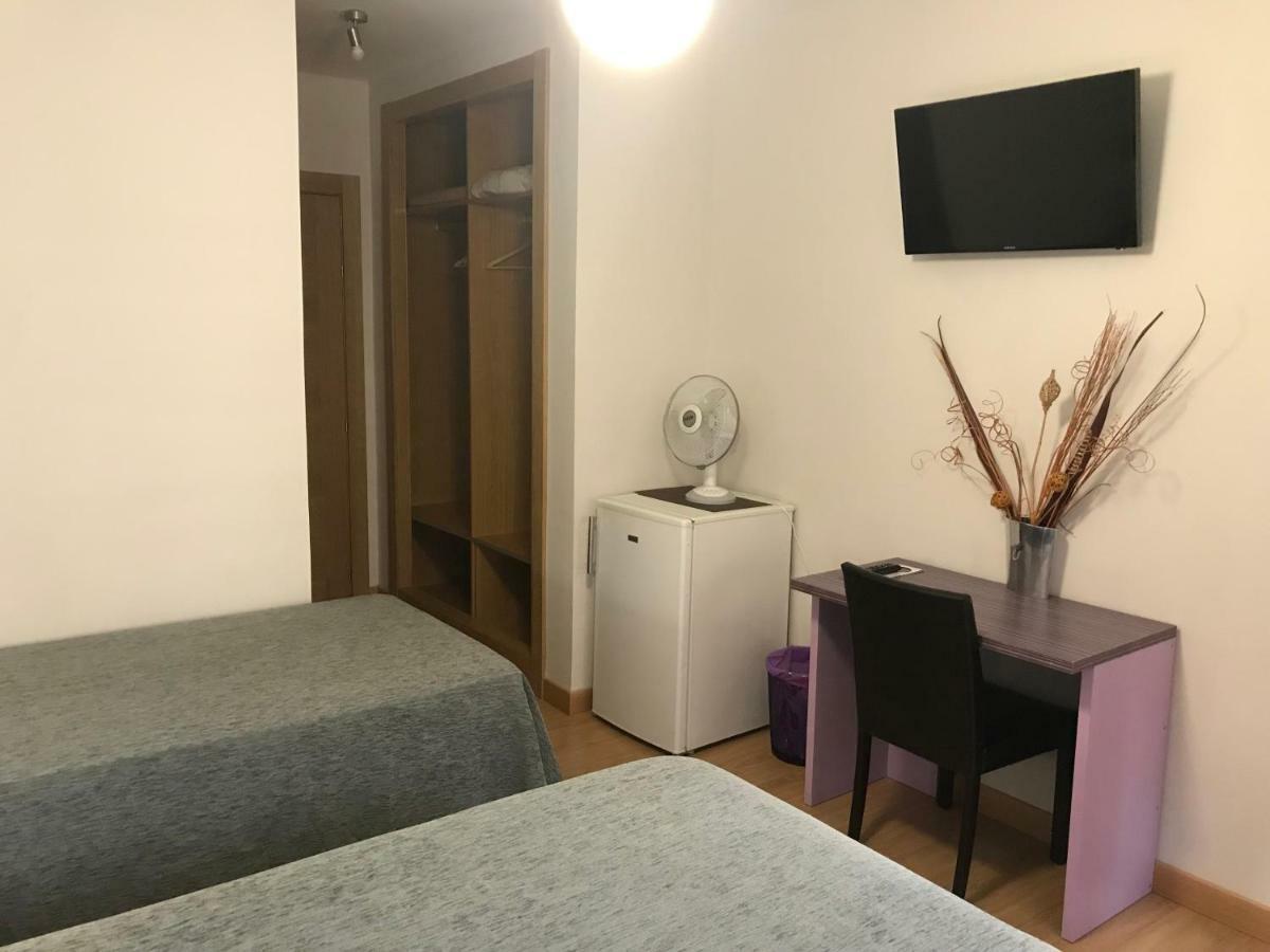 Pension Berceo Logroño Exterior foto